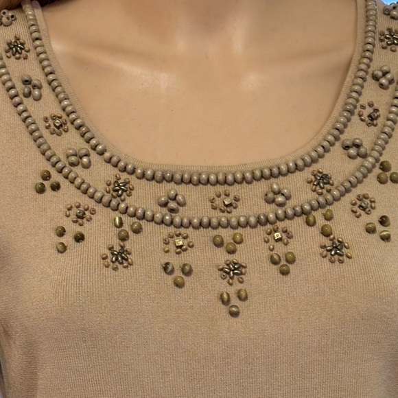 VINTAGE RARE FIND BEADED TOP IN EXCELLENT CONDITION TAN KNIT SLEEVELESS SIZE XL - Picture 2 of 5